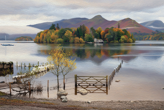 Catbells across Derwentwater 